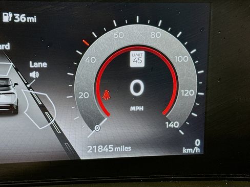 Used 2024 Nissan Ariya AWD image 19