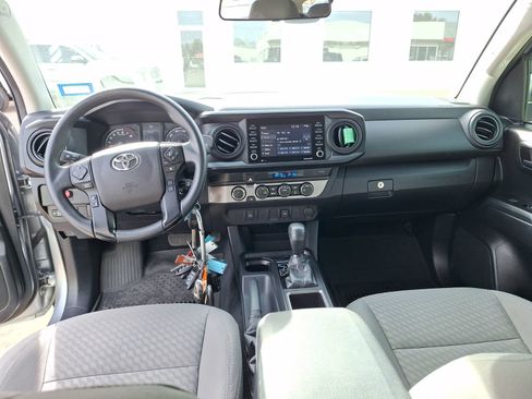 Used 2022 Toyota Tacoma SR image 20