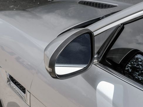 Used 2017 Jaguar F-TYPE Coupe image 31