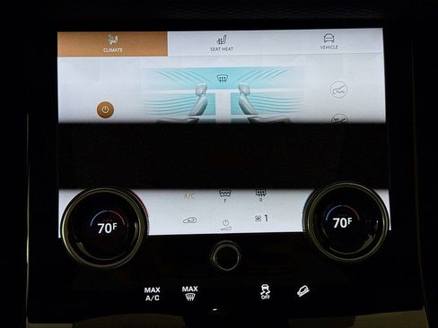 Used 2021 Land Rover Range Rover Velar R-Dynamic S image 16