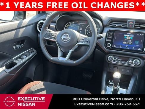 New 2025 Nissan Versa SR w/ Trunk Package image 22