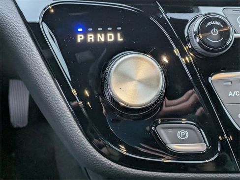 New 2026 Chrysler Pacifica Select w/ S Appearance Package image 20