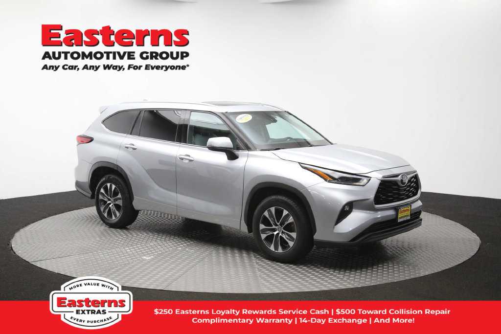 Used 2021 Toyota Highlander XLE FWD image 54