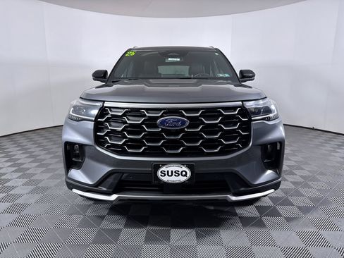 Used 2025 Ford Explorer Platinum w/ LUX Leather Package AWD/4WD image 2