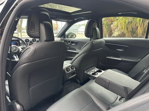 Used 2025 Mercedes-Benz C 300 Sedan image 37