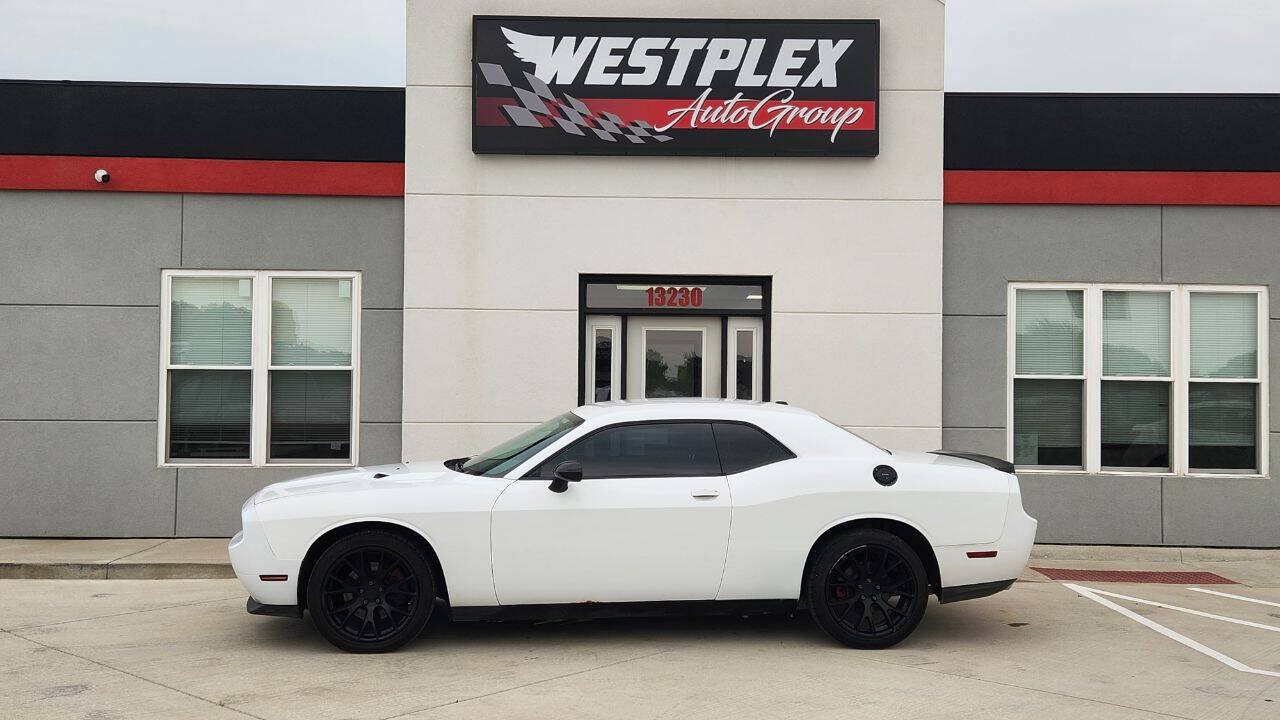 Used 2011 Dodge Challenger RWD image 21