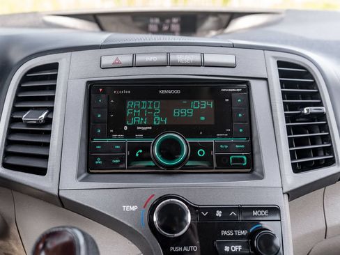Used 2013 Toyota Venza XLE w/ XLE Premium Pkg AWD/4WD image 30