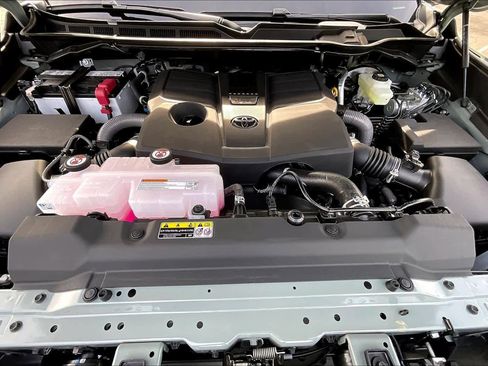 New 2026 Toyota Tundra Platinum image 16