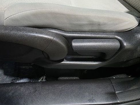 Used 2016 Honda CR-V LX image 14