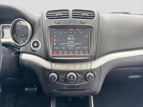 Used 2017 Dodge Journey GT AWD/4WD image 32