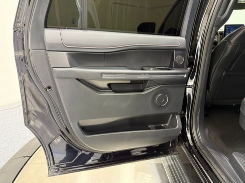 Used 2024 Ford Expedition Max Limited image 43