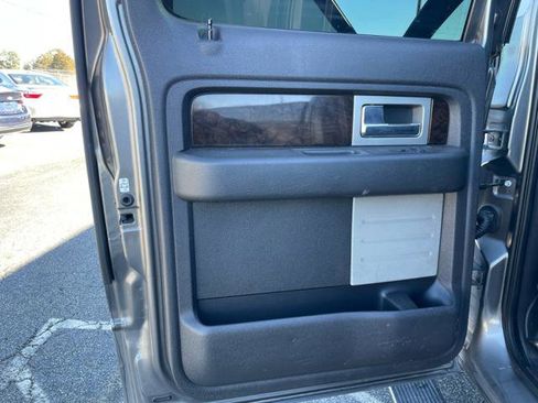 Used 2013 Ford F150 Platinum image 12