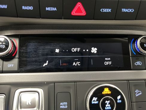 Used 2025 Hyundai Palisade Calligraphy AWD/4WD image 18