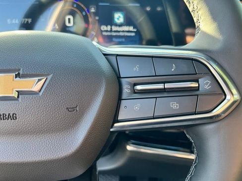 Used 2026 Chevrolet Equinox LT AWD/4WD image 26