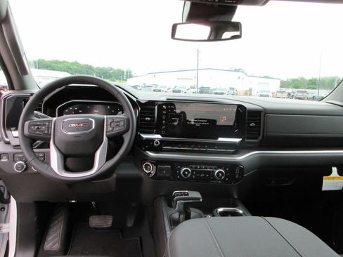 New 2026 GMC Sierra 1500 SLT w/ SLT Premium Package AWD/4WD image 17