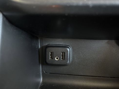 Used 2021 Chevrolet Colorado W/T w/ Custom Special Edition image 22