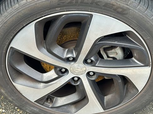 Used 2016 Hyundai Tucson Sport image 7