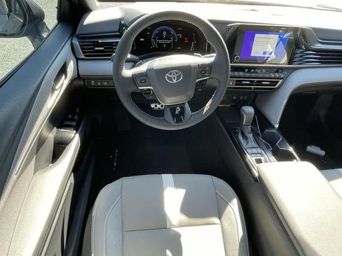 New 2026 Toyota Camry SE w/ Convenience Package image 11