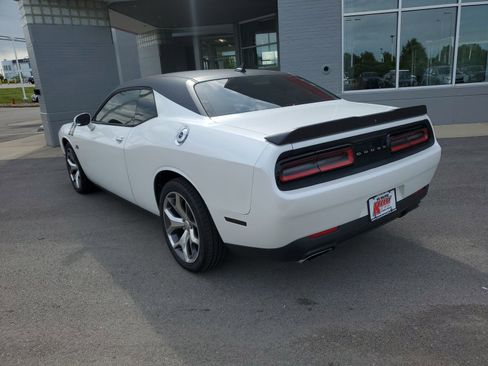 Used 2015 Dodge Challenger R/T Plus RWD image 5