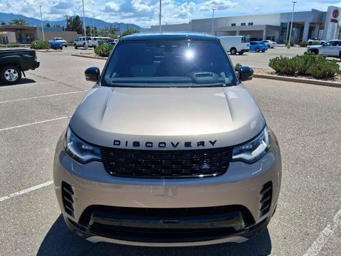 Used 2021 Land Rover Discovery HSE R-Dynamic AWD/4WD image 8