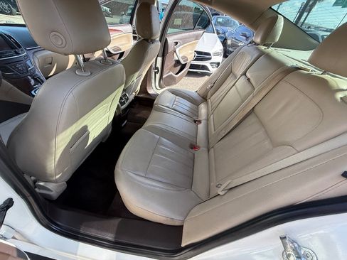 Used 2015 Buick Regal FWD image 17