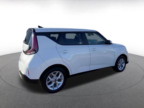 Used 2025 Kia Soul LX w/ LX Technology Package image 15