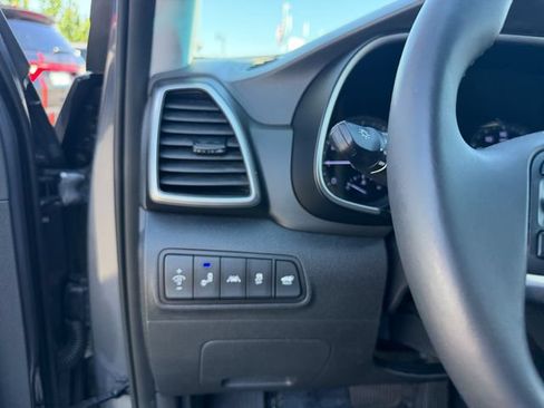 Used 2019 Hyundai Tucson Ultimate w/ Cargo Package FWD image 19