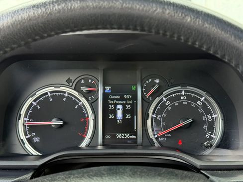 Used 2021 Toyota 4Runner Limited AWD/4WD image 16