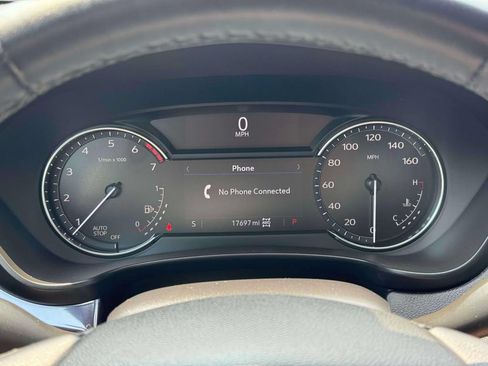 Used 2022 Cadillac XT4 Luxury w/ Cold Weather Package AWD/4WD image 28