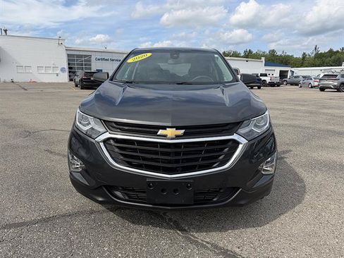 Used 2020 Chevrolet Equinox LS w/ LS Convenience Package FWD image 2