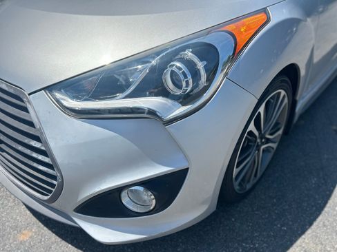Used 2016 Hyundai Veloster Turbo FWD image 7
