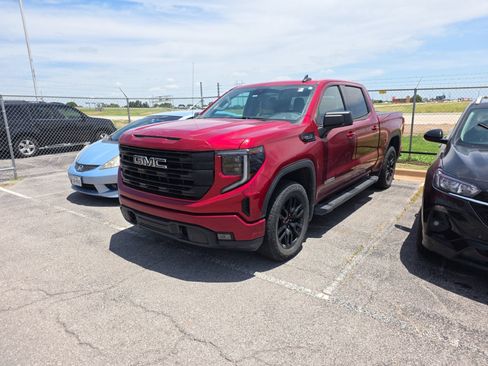 Used 2024 GMC Sierra 1500 Elevation w/ Preferred Package AWD/4WD image 1