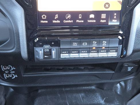 New 2026 RAM 2500 Tradesman image 16