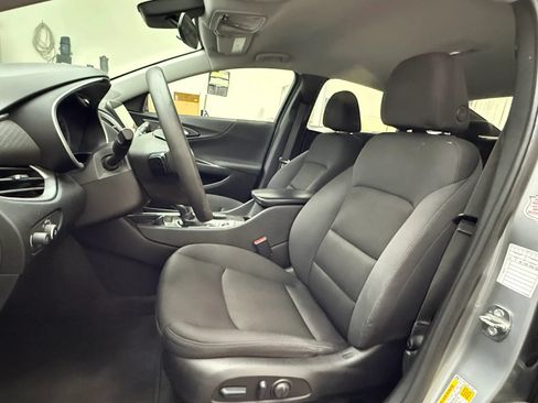 Used 2023 Chevrolet Malibu LT FWD image 15
