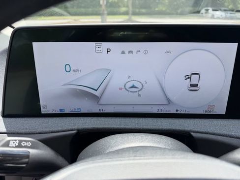 Certified 2024 Kia EV6 Light RWD image 18