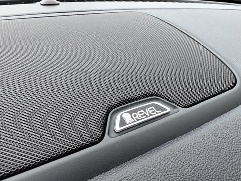 Used 2021 Lincoln Corsair Reserve w/ Equipment Group 201A image 21