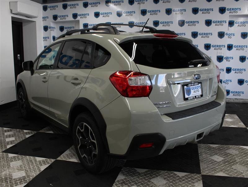 Used 2014 Subaru Crosstrek 2.0i Premium w/ Moonroof Package AWD/4WD image 2