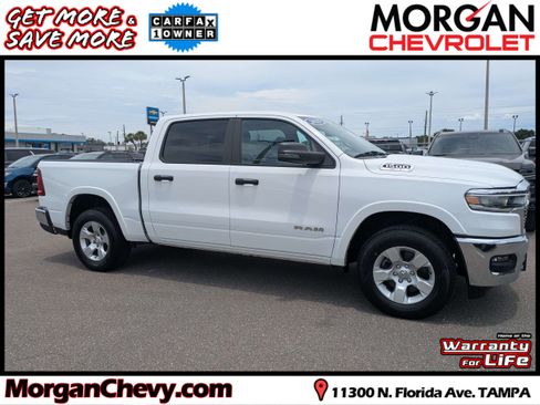 Used 2025 RAM 1500 Big Horn AWD/4WD image 1