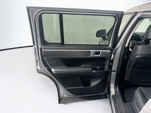 Used 2025 Hyundai Santa Fe SEL FWD image 27