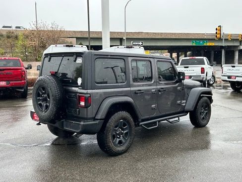 Used 2018 Jeep Wrangler Unlimited Sport AWD/4WD image 5