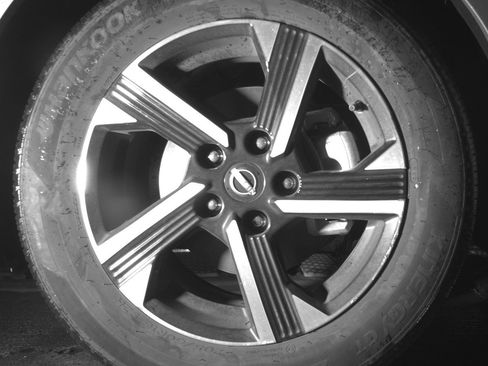 Used 2025 Nissan Sentra SV FWD image 13