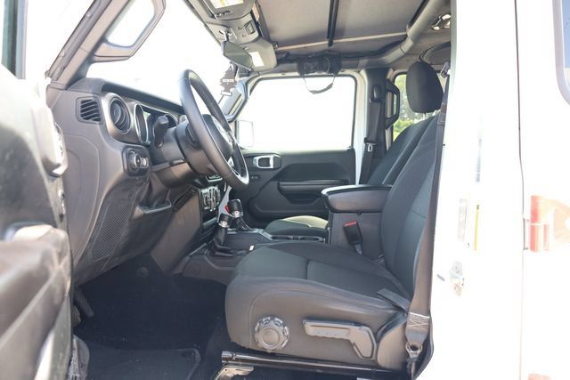Used 2021 Jeep Wrangler Unlimited Sport AWD/4WD image 11