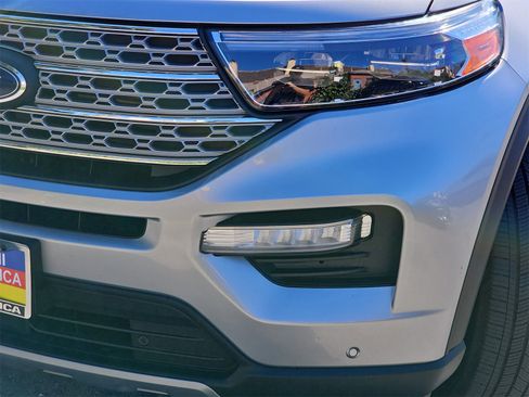 Used 2023 Ford Explorer Limited image 35