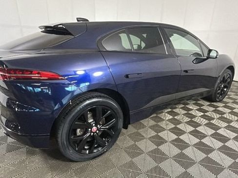 Used 2023 Jaguar I-PACE HSE AWD/4WD image 2