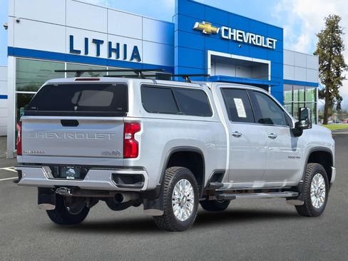 Used 2022 Chevrolet Silverado 3500 High Country w/ Z71 Off-Road Package AWD/4WD image 2