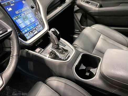 Used 2024 Subaru Outback Limited image 14