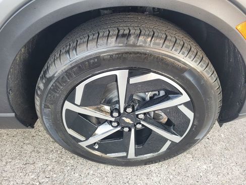 New 2026 Chevrolet Equinox EV LT image 12