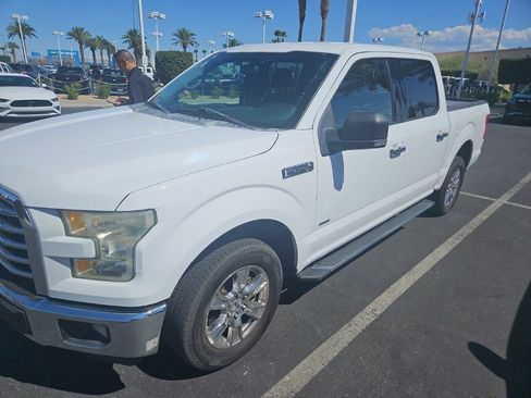 Used 2015 Ford F150 XLT w/ Equipment Group 301A Mid RWD image 2