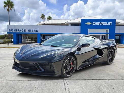 Used 2021 Chevrolet Corvette Stingray Preferred Cpe w/ Z51 Performance Package image 2