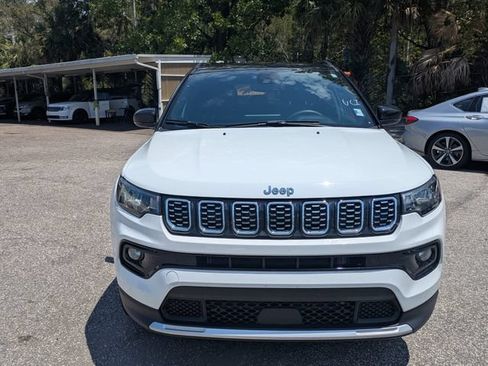 Used 2024 Jeep Compass Limited AWD/4WD image 9